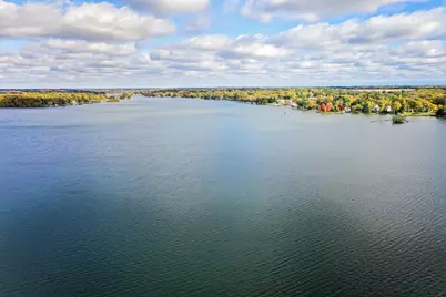 3704 W Lake Shore Drive, Wonder Lake, IL 60097 - Photo 5