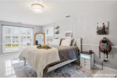 3704 W Lake Shore Drive, Wonder Lake, IL 60097 - Photo 29