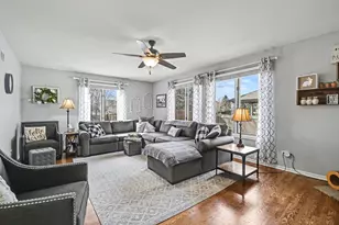 515 Buckingham Pl, Shorewood, IL 60404 - Photo 13