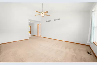 1193 Rose Drive, Sycamore, IL 60178 - Photo 9