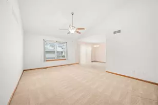 1193 Rose Dr, Sycamore, IL 60178 - Photo 7