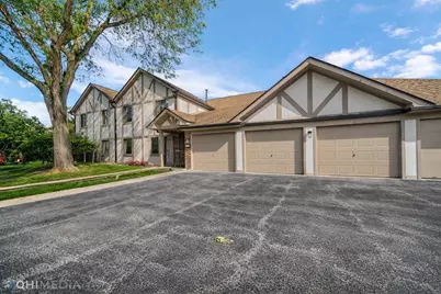 920 Surrey Drive #2B, Schaumburg, IL 60193 - Photo 3