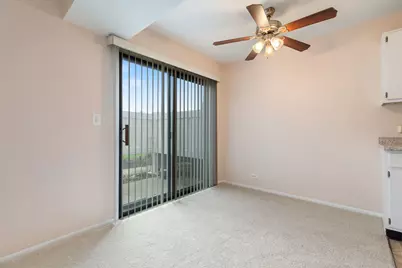 236 N Waterford Drive, Schaumburg, IL 60194 - Photo 17