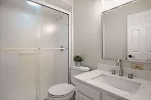 15 White Oak Cir, Saint Charles, IL 60174 - Photo 33