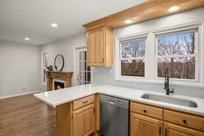 15 White Oak Circle, Saint Charles, IL 60174 - Photo 21