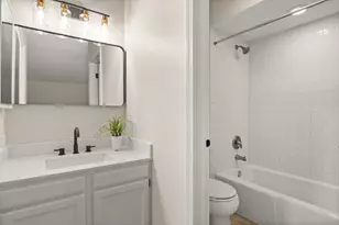 15 White Oak Cir, Saint Charles, IL 60174 - Photo 27