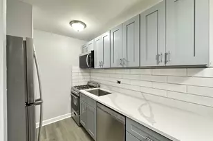 4616 N Beacon St, Chicago, IL 60640 - Photo 3