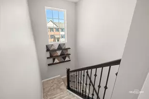 183 Lakeshore Dr, Oswego, IL 60543 - Photo 9