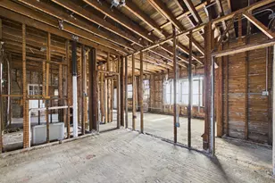 7339 S Bennett Ave, Chicago, IL 60649 - Photo 13