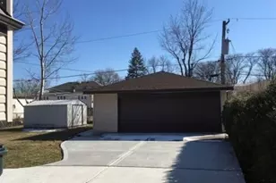 7425 Lake St, Morton Grove, IL 60053 - Photo 11