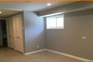 7425 Lake St, Morton Grove, IL 60053 - Photo 9