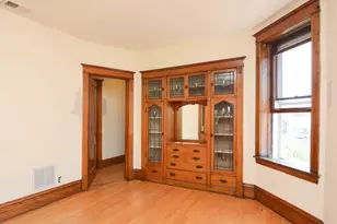 2225 W Walton St, Chicago, IL 60622 - Photo 5