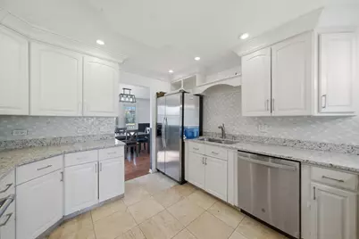 251 N Michigan Avenue, Villa Park, IL 60181 - Photo 3