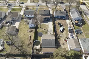 251 N Michigan Ave, Villa Park, IL 60181 - Photo 27