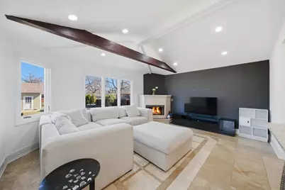 251 N Michigan Avenue, Villa Park, IL 60181 - Photo 7