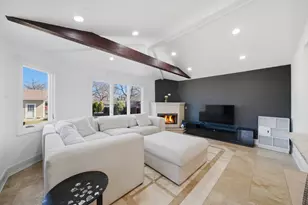 251 N Michigan Ave, Villa Park, IL 60181 - Photo 7