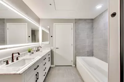 900 N Kingsbury Street #744, Chicago, IL 60610 - Photo 15