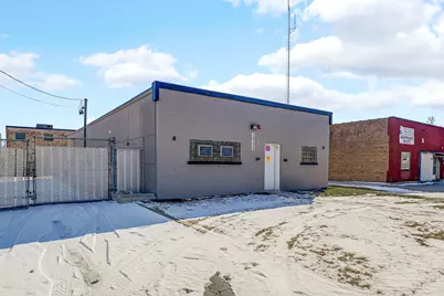 10333 Oxford Avenue, Chicago Ridge, IL 60415 - Photo 1