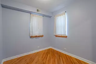 3100 W Addison St, Chicago, IL 60618 - Photo 19