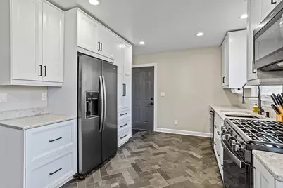 17528 Woodbrook Lane, Lockport, IL 60441 - Photo 5