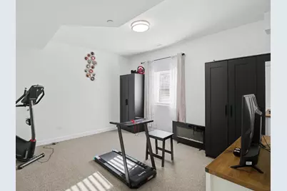 8566 S 83rd Avenue, Hickory Hills, IL 60457 - Photo 35