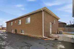 8566 S 83rd Ave, Hickory Hills, IL 60457 - Photo 39