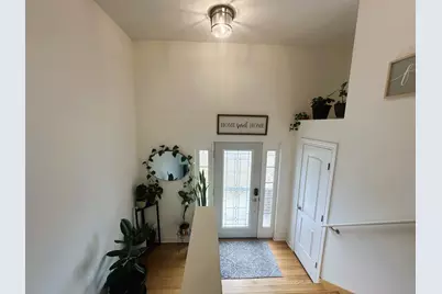 8566 S 83rd Avenue, Hickory Hills, IL 60457 - Photo 7