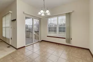 23055 Ironwood Dr, Plainfield, IL 60586 - Photo 7