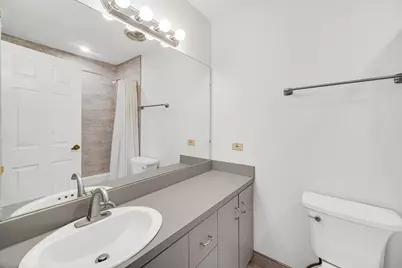 [Address not provided], Lisle, IL 60532 - Photo 17