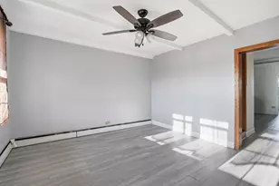 10046 S Commercial Ave, Chicago, IL 60617 - Photo 3