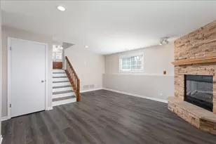 2725 Springdale Cir, Naperville, IL 60564 - Photo 19