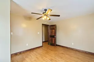 138 W 1st St, Streator, IL 61364 - Photo 15