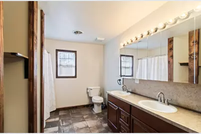 138 W 1st Street, Streator, IL 61364 - Photo 17