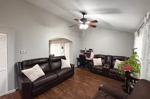 [Address not provided], Shorewood, IL 60404 - Photo 3