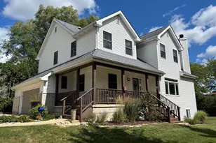 2S590 Seraph Holmes Ct, Warrenville, IL 60555 - Photo 1