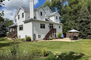 2S590 Seraph Holmes Ct, Warrenville, IL 60555 - Photo 15