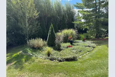 2S590 Seraph Holmes Court, Warrenville, IL 60555 - Photo 9