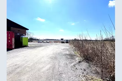 394 E Glenwood Dyer Road, Glenwood, IL 60425 - Photo 7