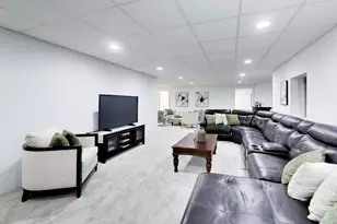 1563 Suzann Terrace, Northbrook, IL 60062 - Photo 39