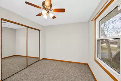 13055 W 28th Street, Zion, IL 60099 - Photo 17
