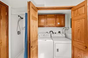 13055 W 28th St, Zion, IL 60099 - Photo 25