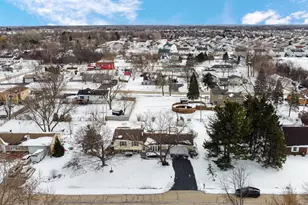 13055 W 28th St, Zion, IL 60099 - Photo 35