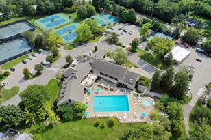 328 Indian Point, Lake Barrington, IL 60010 - Photo 5