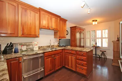 328 Indian Point #328, Lake Barrington, IL 60010 - Photo 25