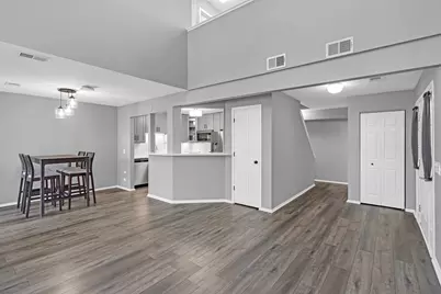 730 Hamilton Circle, Schaumburg, IL 60194 - Photo 17