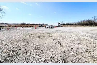 394 E Glenwood Dyer Road, Glenwood, IL 60425 - Photo 11