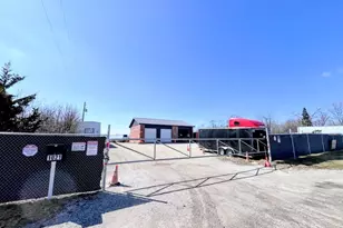 394 E Glenwood Dyer Rd, Glenwood, IL 60425 - Photo 1