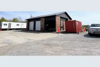 394 E Glenwood Dyer Road, Glenwood, IL 60425 - Photo 3