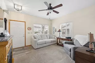 21508 Franklin Cir, Plainfield, IL 60544 - Photo 3