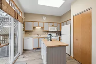 21508 Franklin Cir, Plainfield, IL 60544 - Photo 5